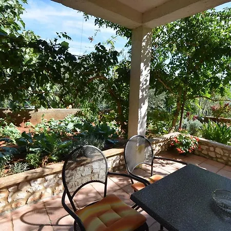 Mare Apartment Cizici