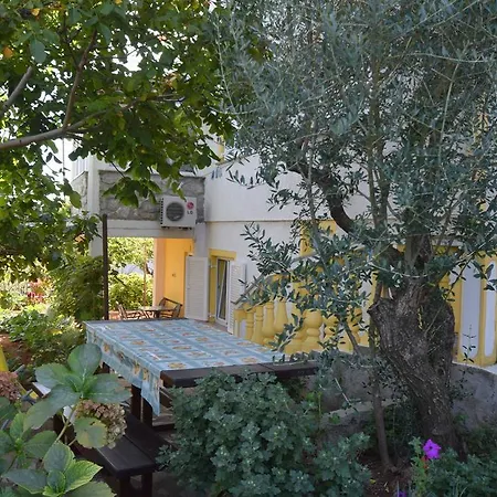 Mare Apartment